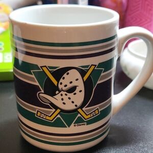Vintage 1993 Official Mighty Ducks of Anaheim Team Logo Coffee Tea Mug 10oz
